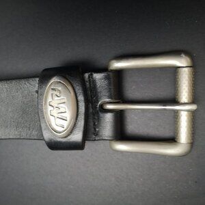 River Worked Jeans Black Genuine Italian Leather Size 32 Unisex Belt